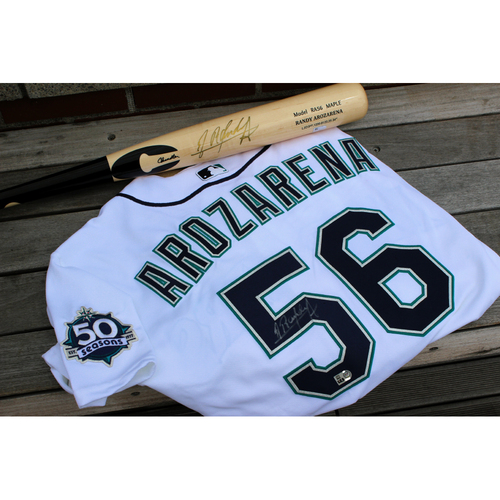 Game-Used or Autographed All auctions | Seattle Mariners Auctions