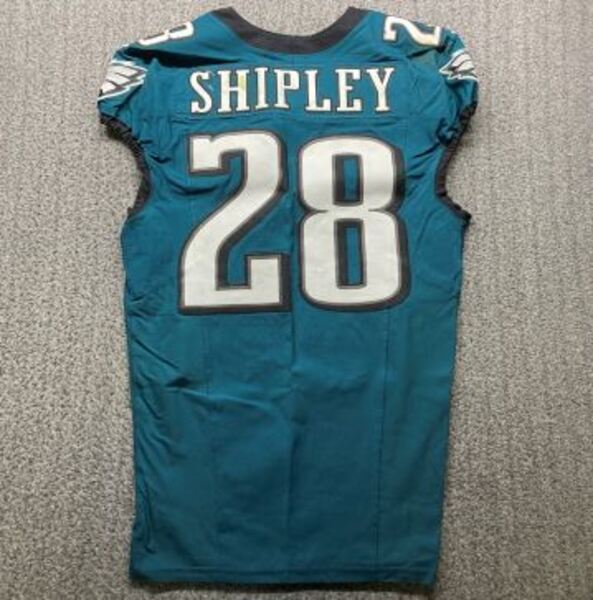 Crucial Catch - Eagles Will Shipley Game Worn Jersey (10/13/2024) Size 4...