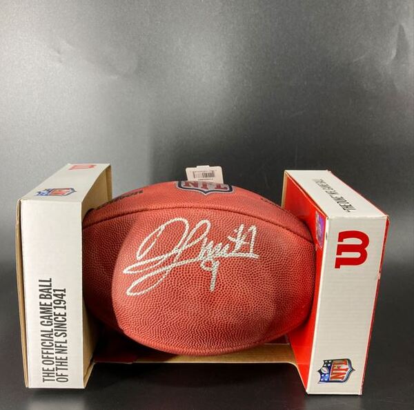 NFL - Steelers Jonnu Smith Signed Authentic Football