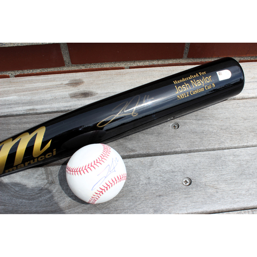 Game-Used or Autographed All auctions | Seattle Mariners Auctions