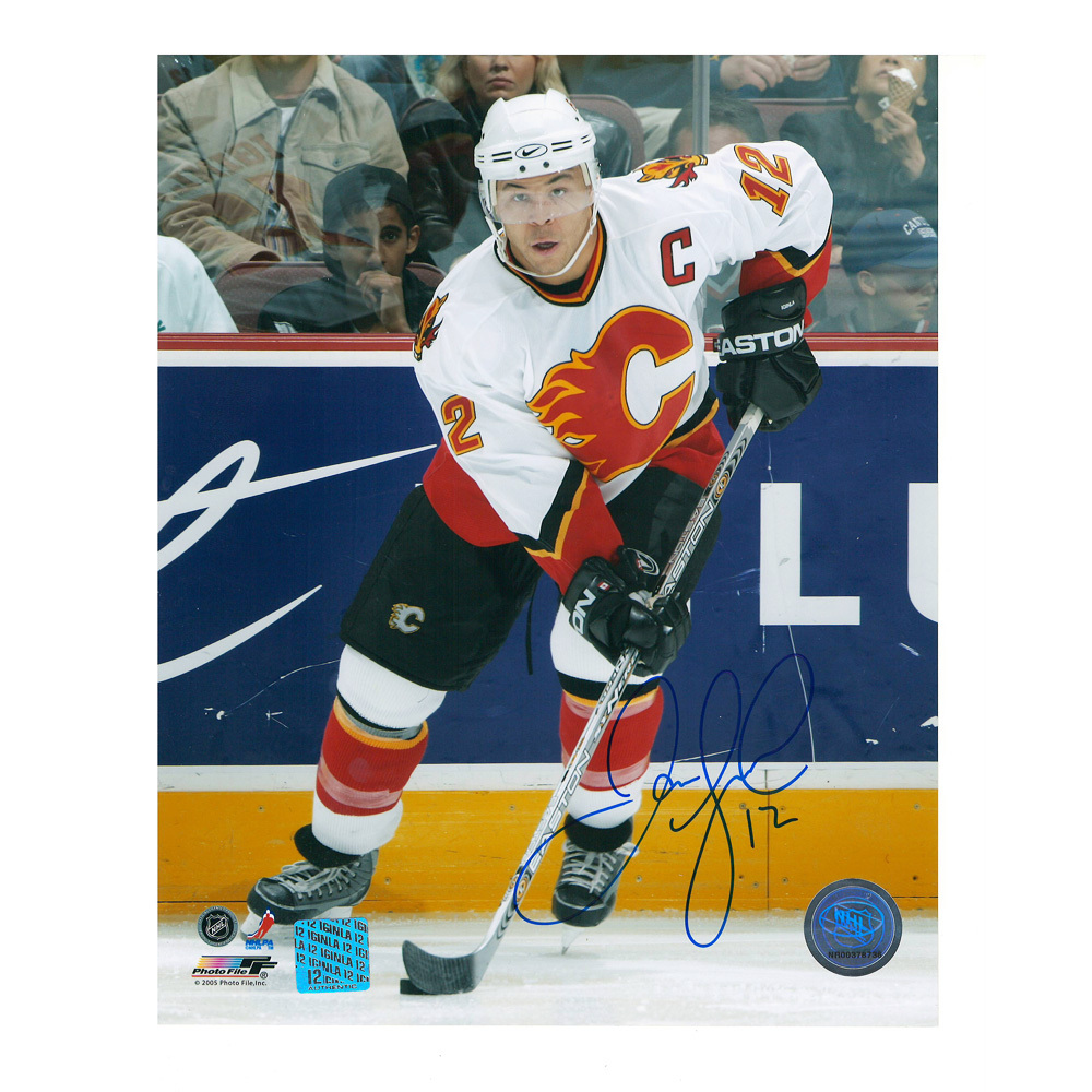 JAROME IGINLA Signed Calgary Flames 8 X 10 Photo - 70340