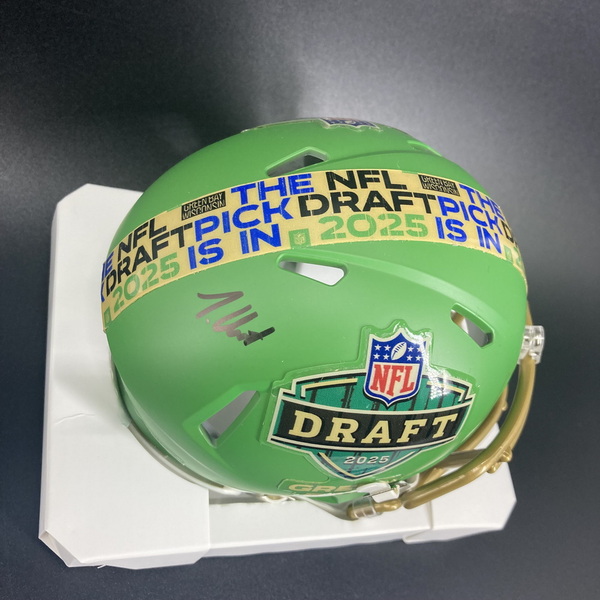 NFL - Jaguars Travis Hunter Signed NFL Draft Mini Helmet