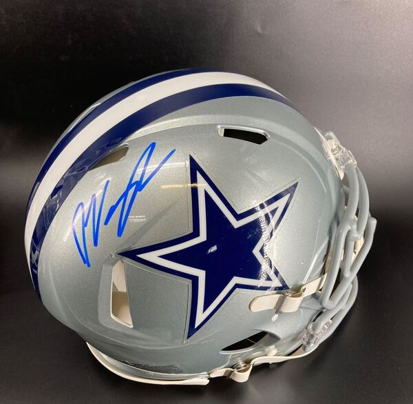 NFL - Cowboys Deuce Vaughn signed authentic helmet