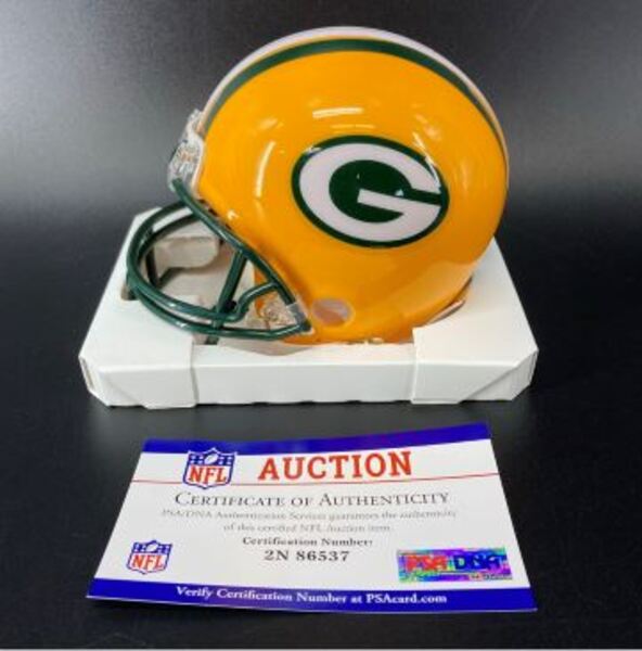 NFL - Packers Christian Watson signed mini helmet