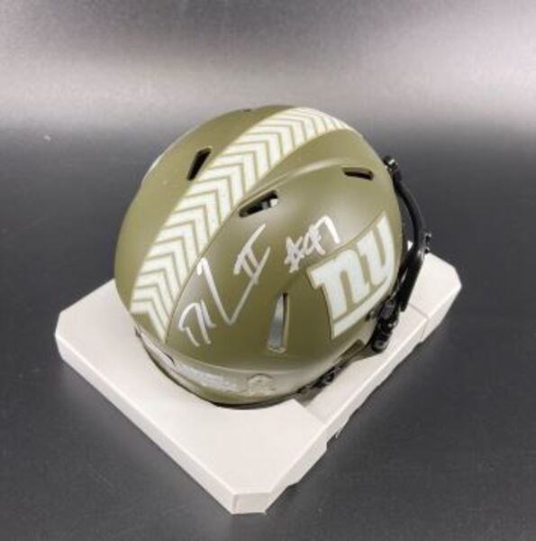 NFL - Giants Dexter Lawrence Signed STS Mini Helmet