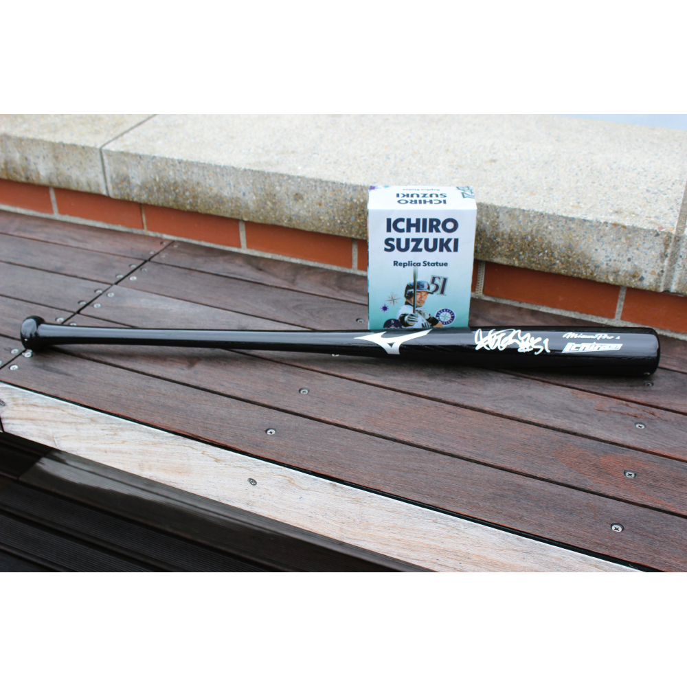 Ichiro Suzuki Autographed Bat & Replica Statue | Seattle Mariners