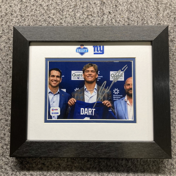 NFL - Giants Jaxon Dart Signed Framed Draft Photo