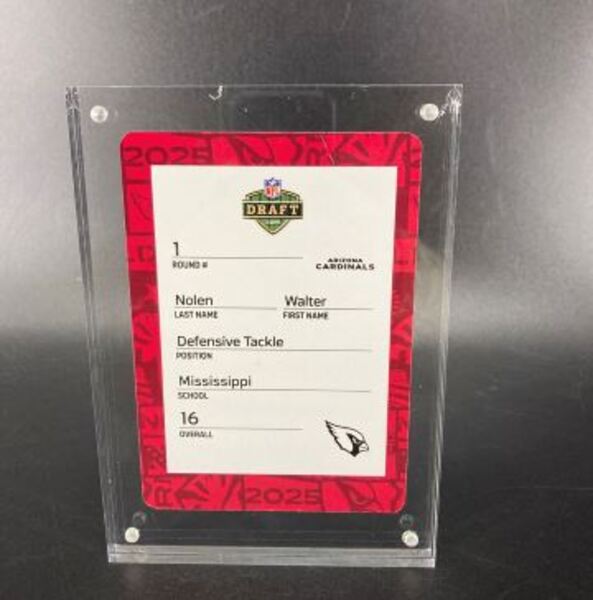 NFL - Cardinals Walter Nolen Special Edition 2025 Draft Card 2 of 2