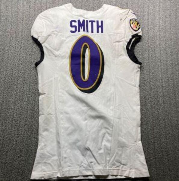 Crucial Catch - Ravens Roquon Smith Game Used Jersey (10/06/24) Size 40