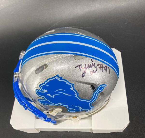 Lions - Tyleik Williams Signed Mini Helmet