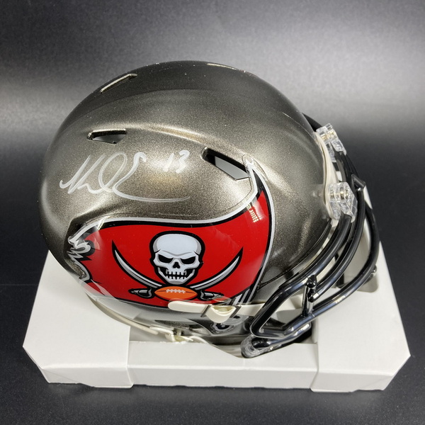 NFL - Buccaneers Mike Evans Signed Mini Helmet
