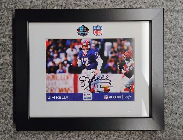 HOF - Bills Jim Kelly NFL Auction Exclusive Signed 5x7 Framed Photo Indi...