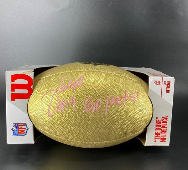 NFL - Patriots Joe Milton Signed Gold Composite Football