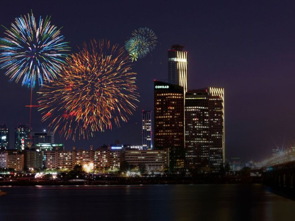 Private Penthouse Fireworks Experience at Conrad Seoul | 콘래드 서울 프라이빗 펜트하우스 불꽃놀이 익스피리언스