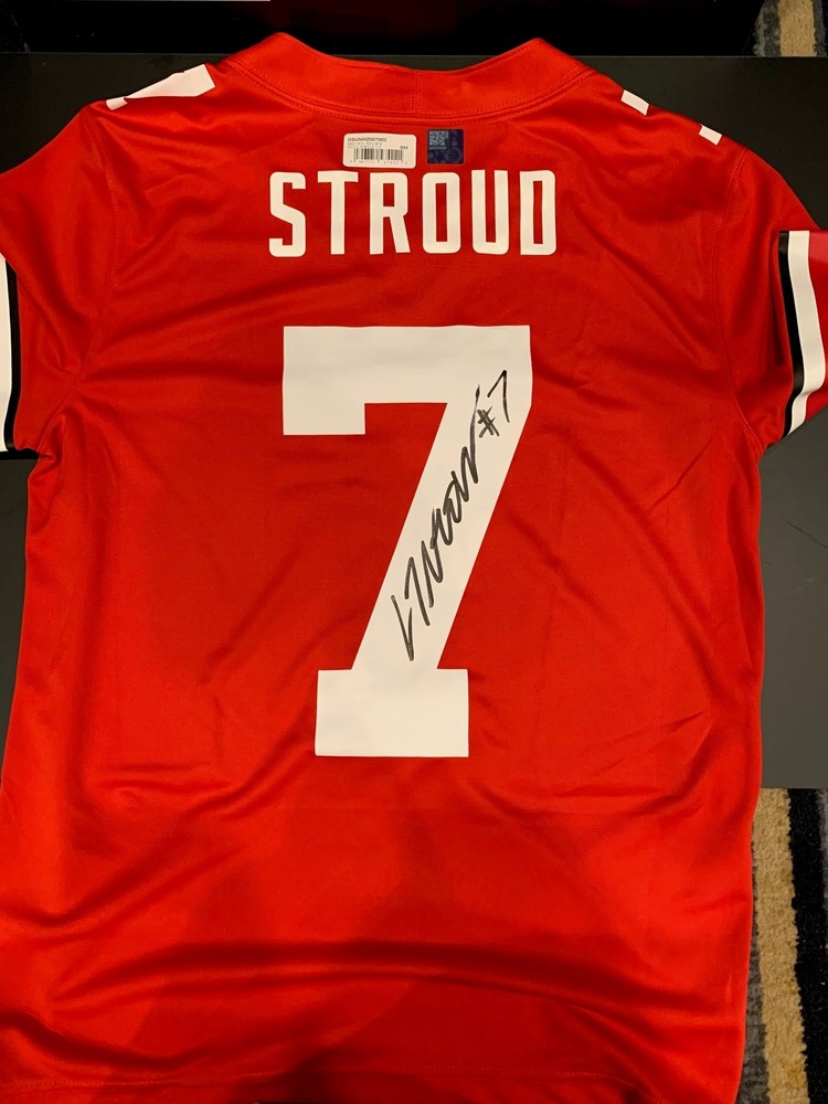 Sneaker – quarter viewrow pages_container mx-auto