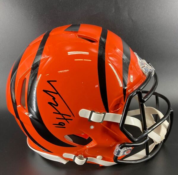 NFL - Bengals Trey Hendrickson signed Authentic Speed Helmet