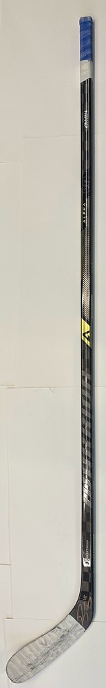 #18 Robert Thomas Game Used Stick - Autographed - St. Louis Blues
