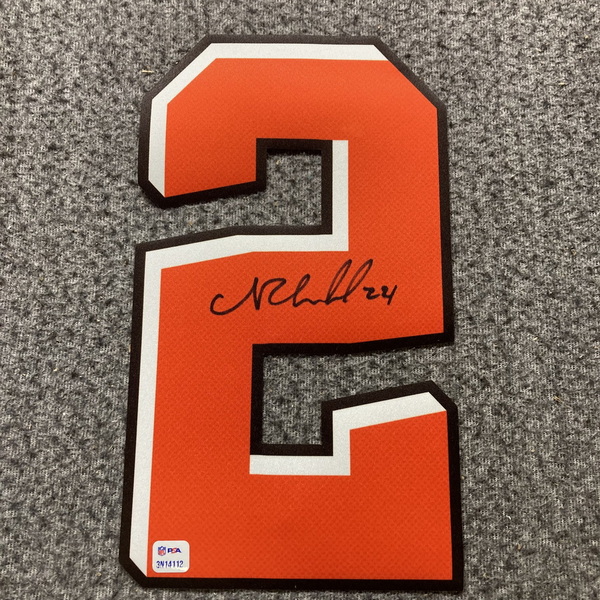 NFL - Browns Nick Chubb Signed Jersey Number
