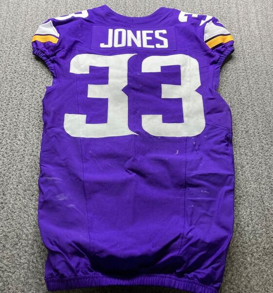 STS - Vikings Aaron Jones Game Worn Jersey 12/01/2024 Size 42