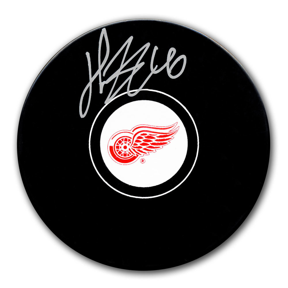 Henrik Zetterberg Detroit Red Wings Autographed Puck