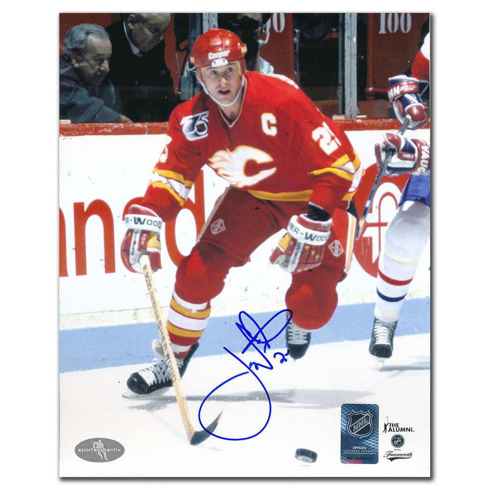Joe Nieuwendyk Autographed Calgary Flames 8x10 Photo - Skating with Puck