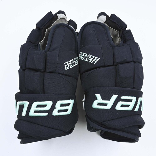 Image of Sprong, Daniel<br>Bauer Supreme Ultrasonic Gloves<br>Seattle Kraken<br>2022-23<br>#91