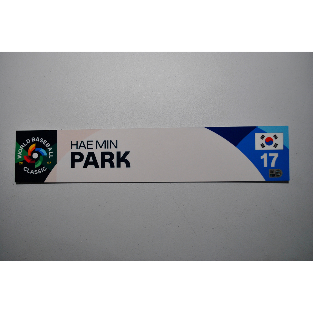 2023 World Baseball Classic (Korea vs. Australia) GameUsed Locker