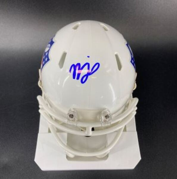 NFL - Raiders Nesta Jade Silvera Signed NFL Shield Mini Helmet
