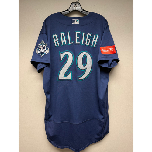 Game-Used or Autographed All auctions | MLB Auctions