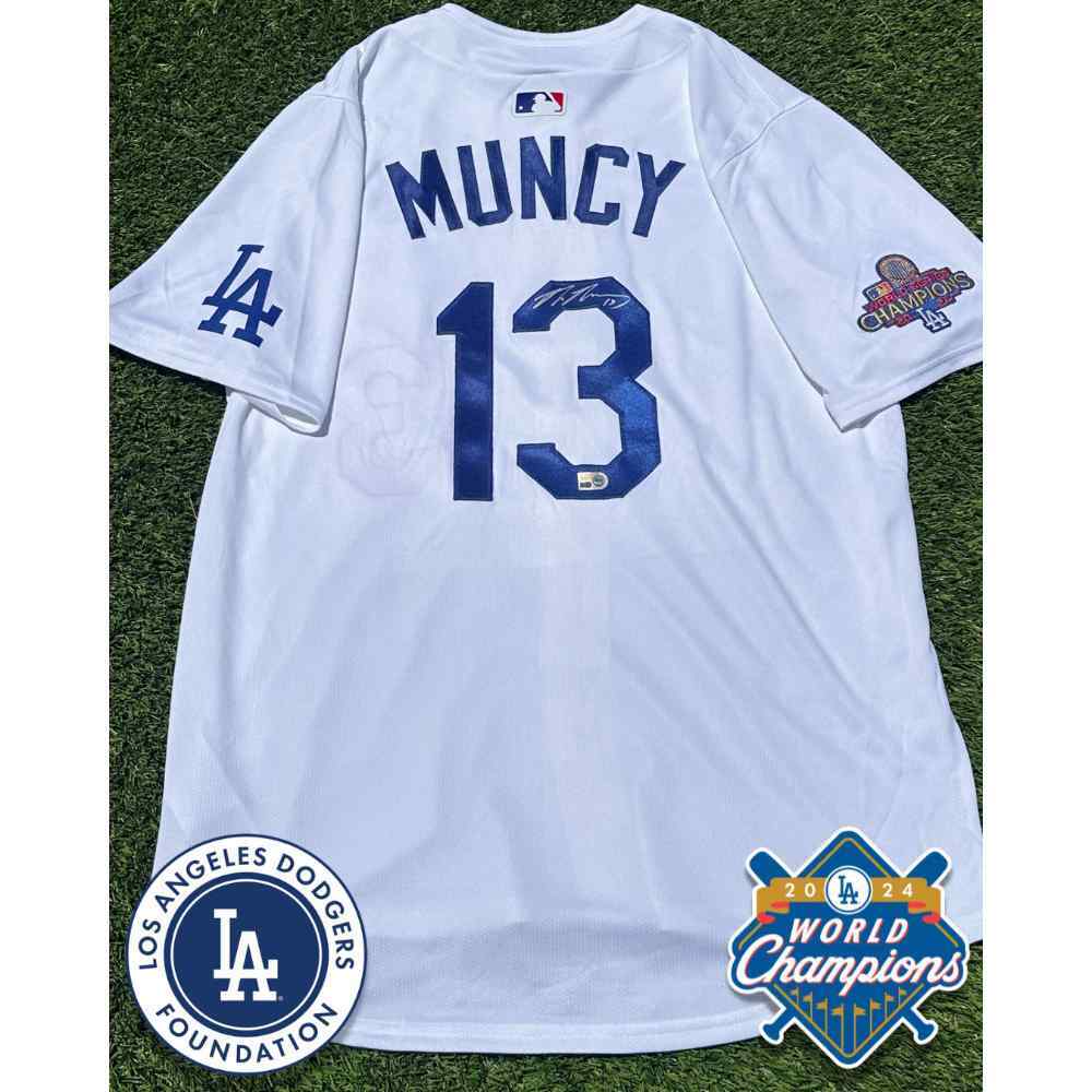 Max Muncy フィギュア Los Angeles Dodgers MAX MUNCY SIGNED DODGERS 2019 SGA BOBBLEHEAD 