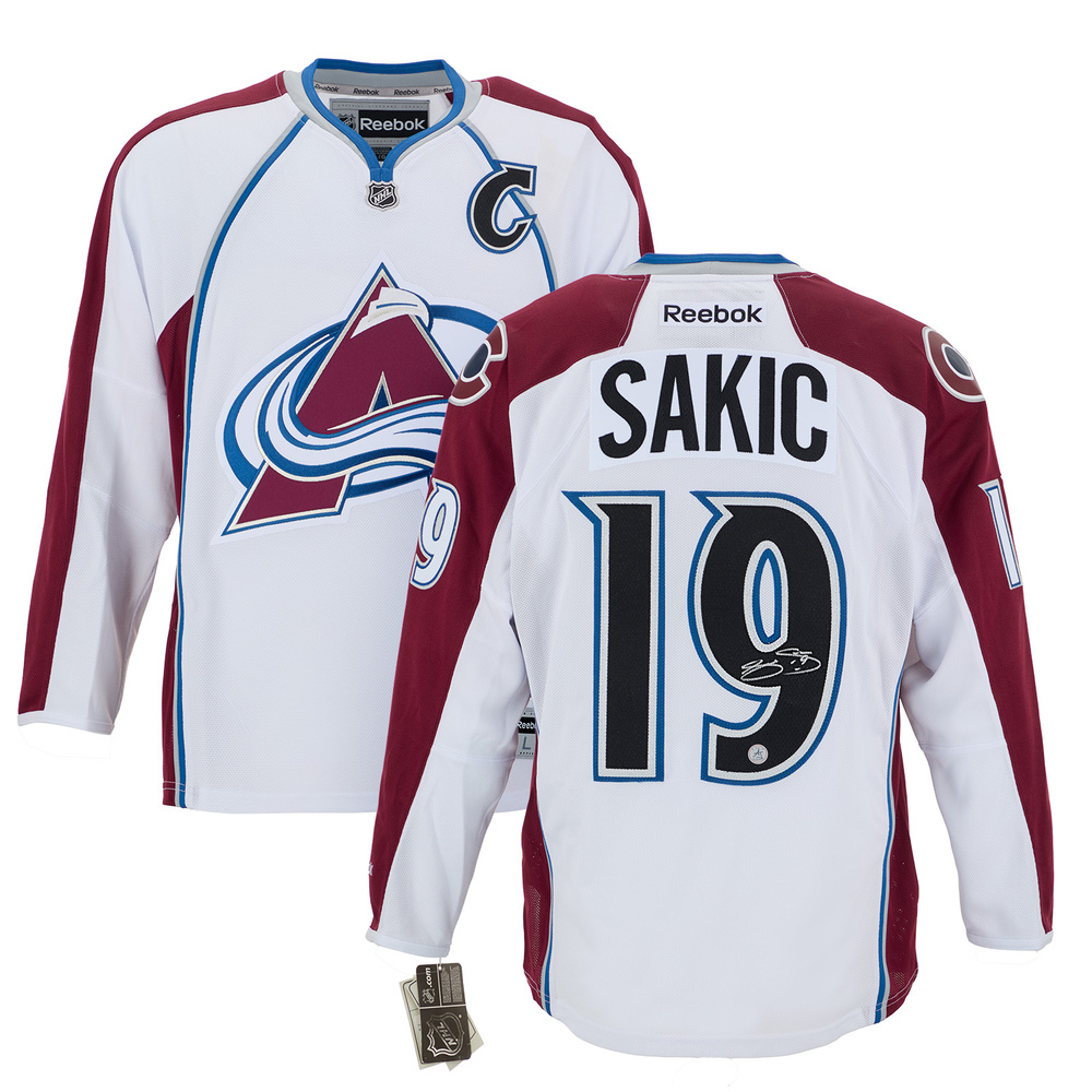 Joe Sakic Signed Colorado Avalanche White Vintage Reebok Jersey