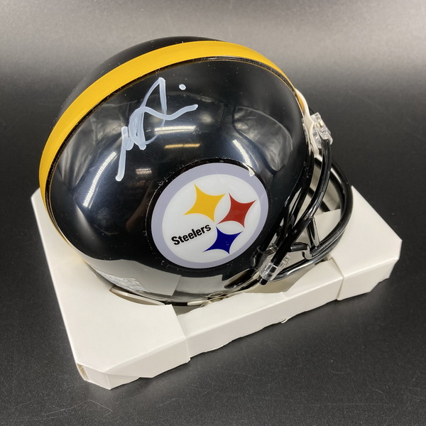 NFL - Steelers George Pickens signed mini helmet