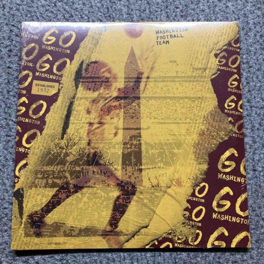 Sneaker – quarter viewrow pages_container mx-auto