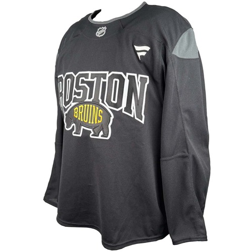 Photo of Team-Issued 2026 Stadium Series Player Worn Pracice Jersey - Andrew Peeke