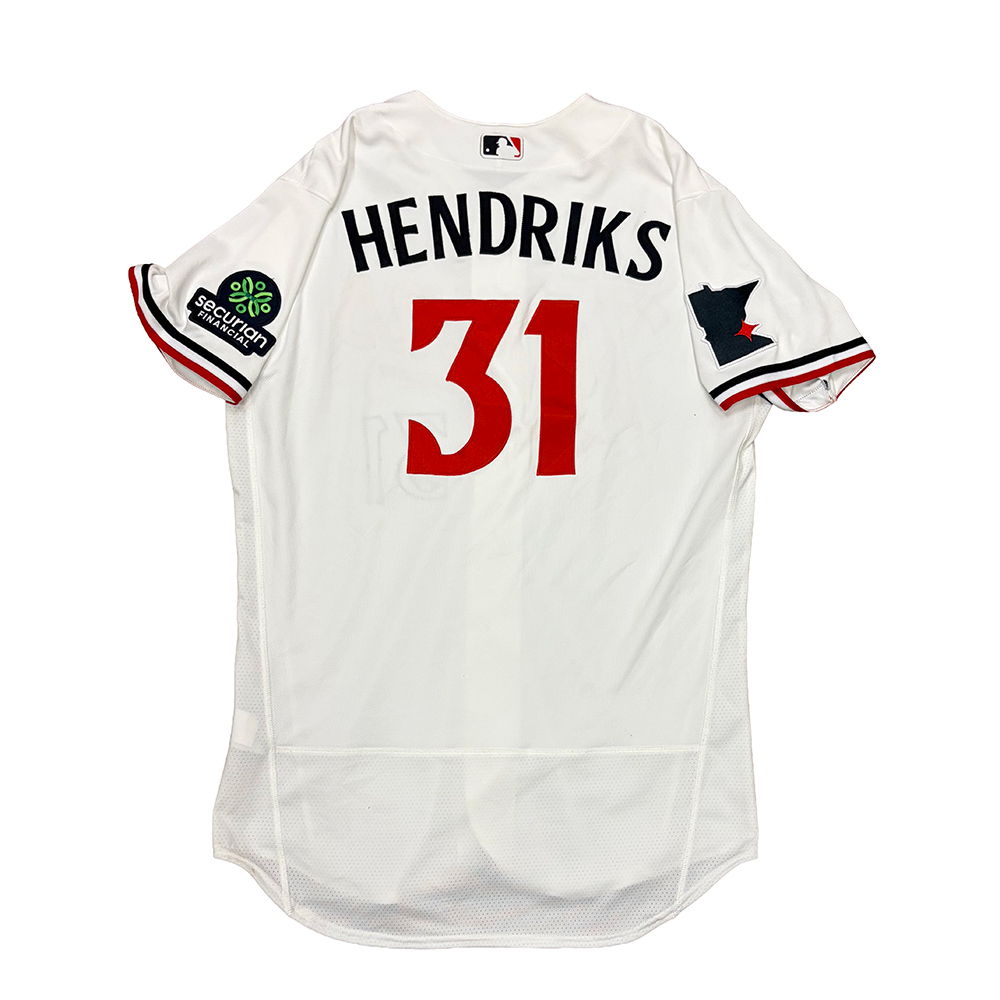 Liam Hendriks: Team-Issued Jersey (size 46) | Minnesota Twins Auctions