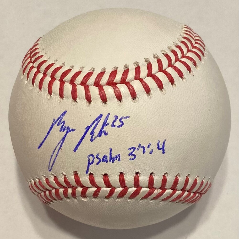 Byron Buxton Autographed Baseball | MLB Auctions