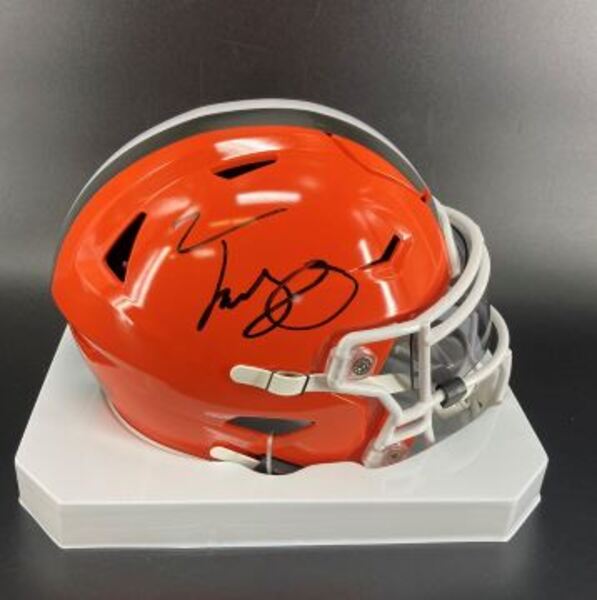 NFL - Browns Taylen Green Signed Mid-Size Helmet
