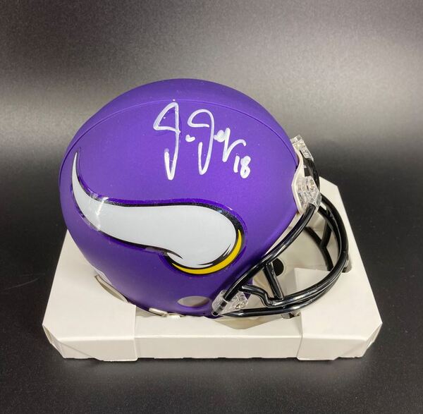 NFL - VIkings Justin Jefferson Signed Mini Helmet