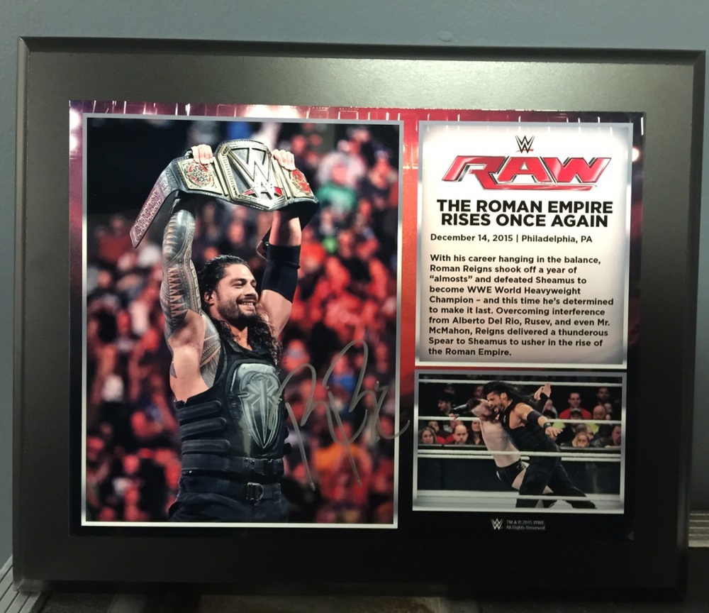 Roman Reigns SIGNED WWE World Heavyweight Championship Commemorative