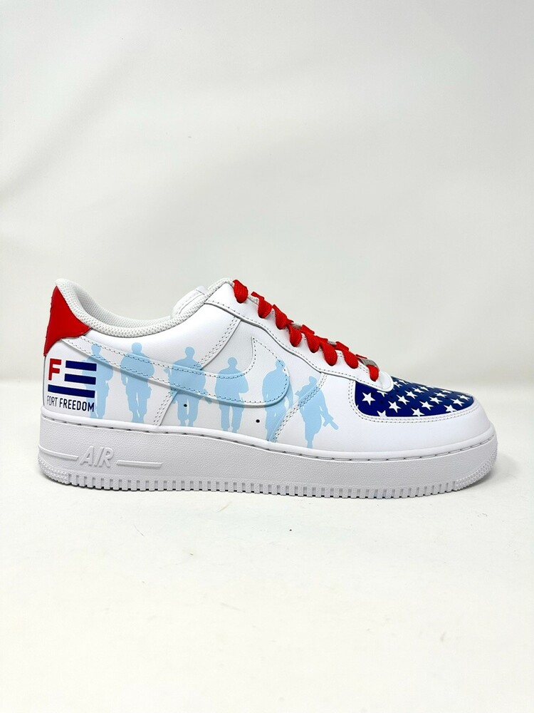 Sneaker – quarter viewrow pages_container mx-auto
