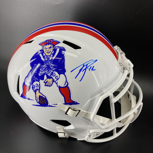 NFL - Patriots Ja'Lynn Polk Signed Throwback Replica Helmet