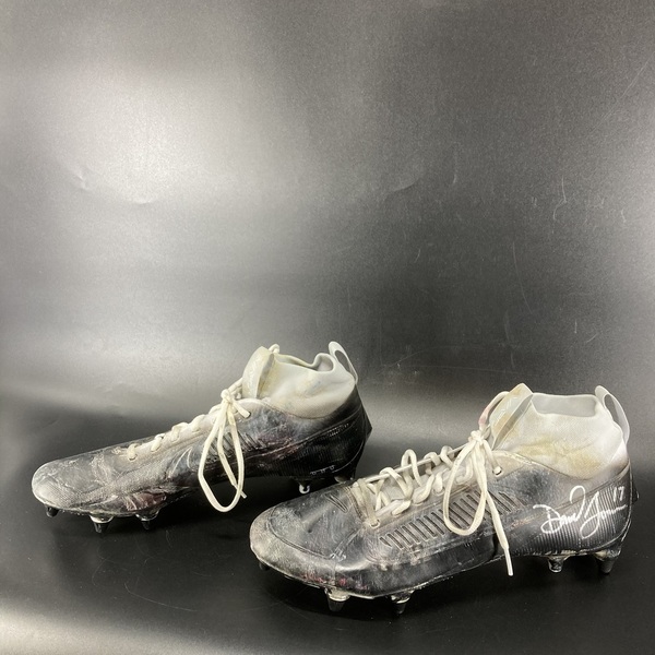 International Games - Colts Daniel Jones Signed Berlin Game Cleats (11/0...
