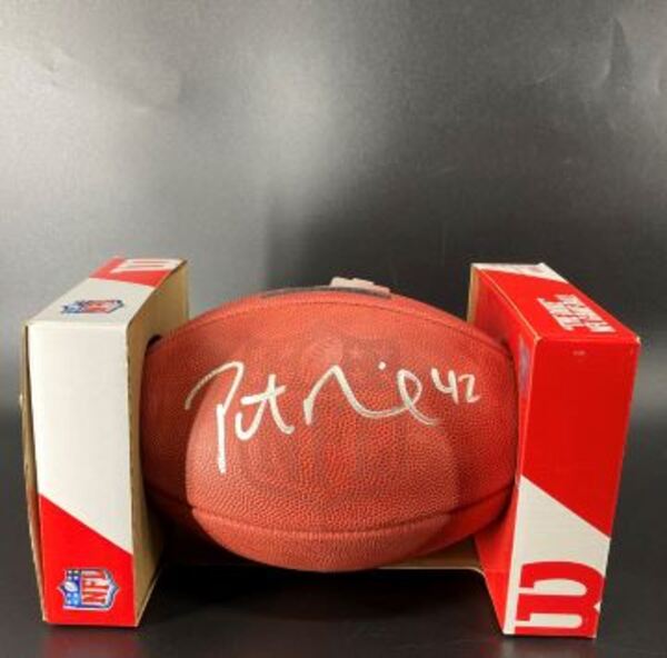NFL - Ravens Patrick Ricard Signed Authentic Football
