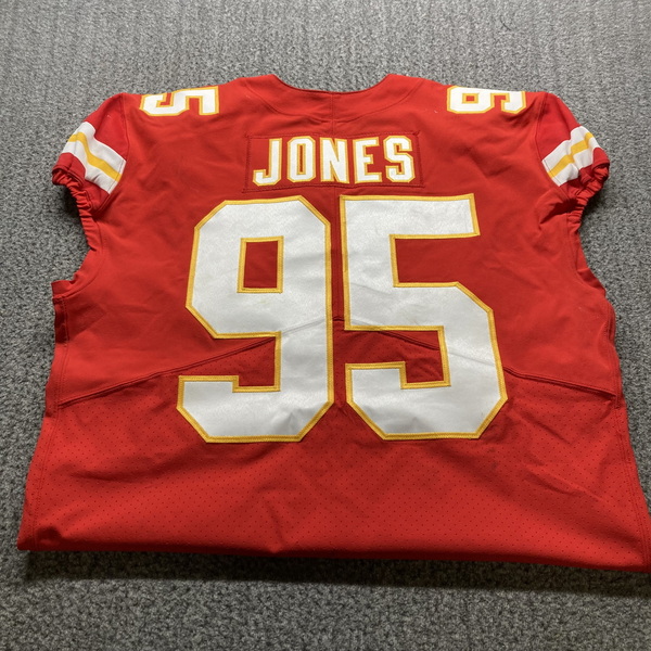 Crucial Catch - Chiefs Chris Jones Game Worn Jersey (10/16/2022) Size 48...