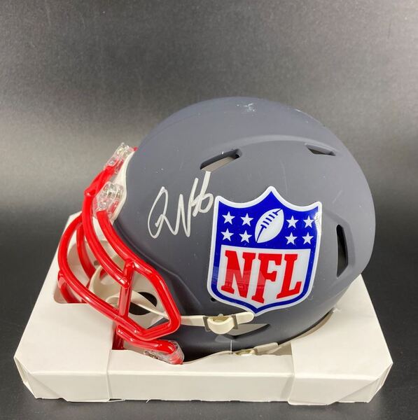 NFL - Colts Quenton Nelson Signed Blue NFL Shield Mini Helmet