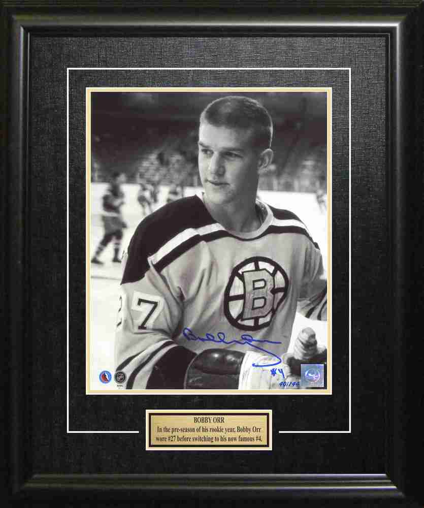 Bobby Orr - Signed & Framed 8x10