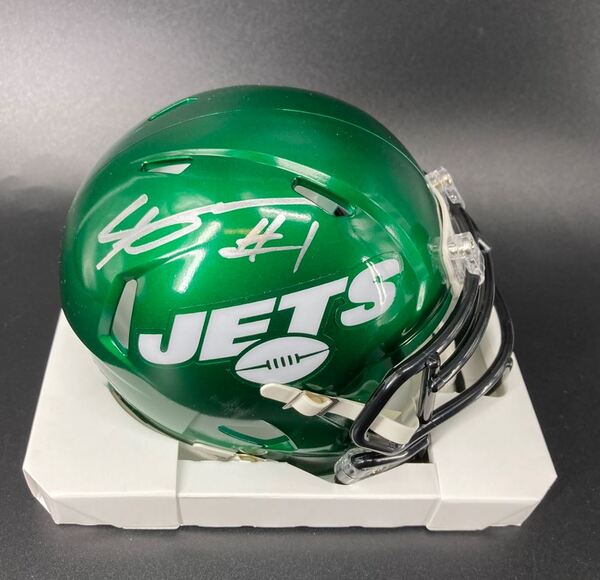 NFL - Jets Sauce Gardner Signed Mini Helmet