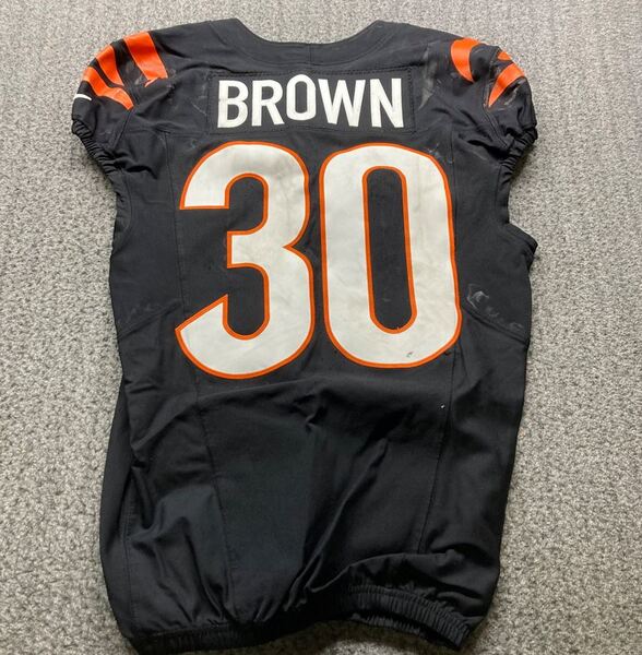 Crucial Catch - Bengals Chase Brown Game Used Jersey (10/6/2024) Size 38