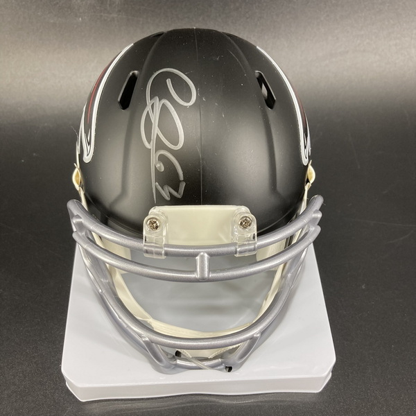 NFL - Falcons Chris Lindstrom Signed Mini Helmet