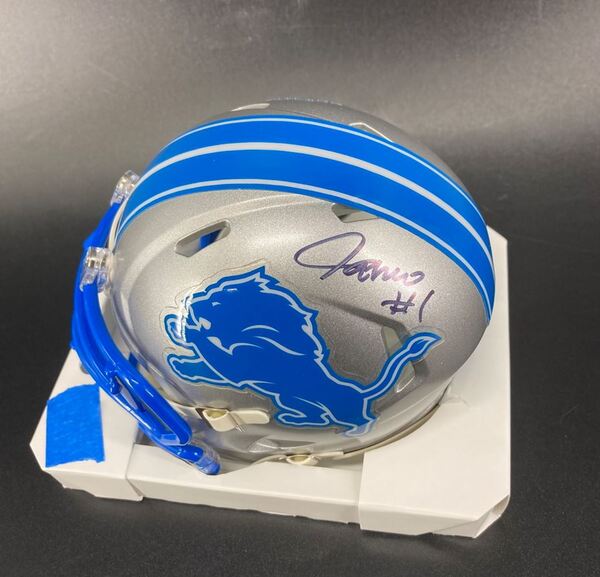 Lions - Jameson Williams Signed Rave Mini Helmet